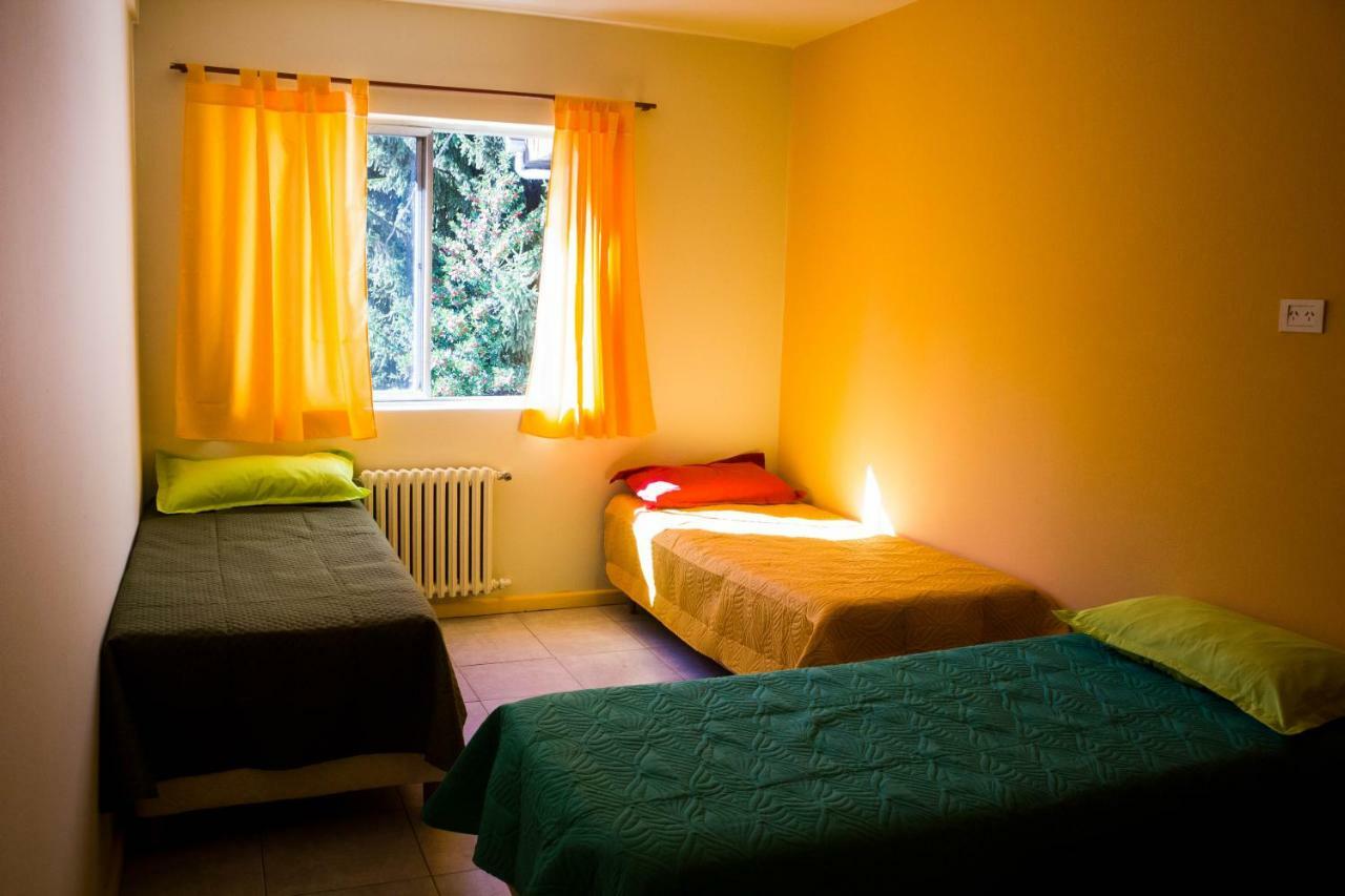 Hostel De La Plaza Amalia San Carlos de Bariloche Dış mekan fotoğraf